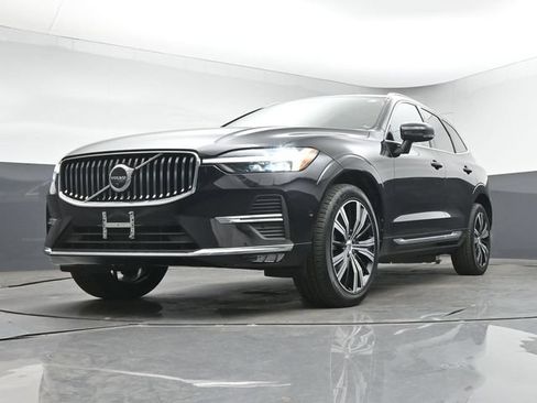Used 2023 Volvo XC60 B5 Plus w/ Climate Package AWD/4WD image 39