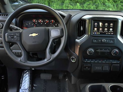 New 2026 Chevrolet Silverado 2500 Custom w/ Custom Value Package AWD/4WD image 12