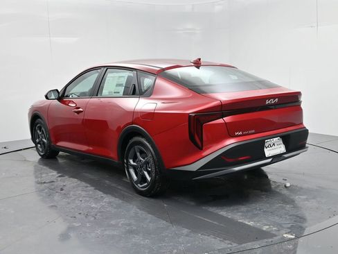 New 2025 Kia K4 LXS image 6