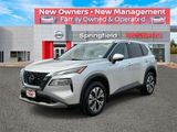 Used 2021 Nissan Rogue SV image 2