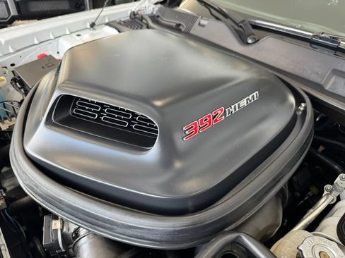 Used 2022 Dodge Challenger R/T Scat Pack RWD image 49
