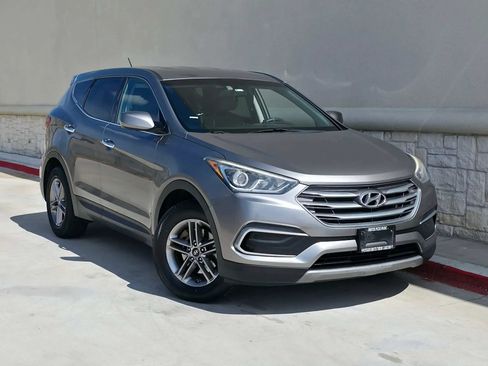Used 2018 Hyundai Santa Fe Sport FWD image 1