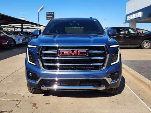 New 2026 GMC Yukon Elevation image 8