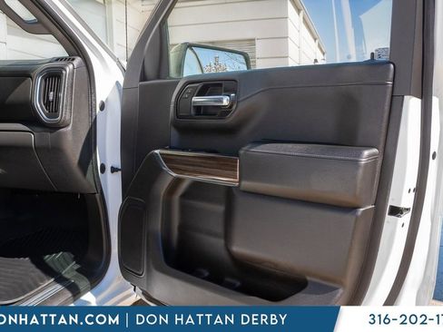 Used 2021 Chevrolet Silverado 1500 RST w/ Z71 Off-Road Package image 21