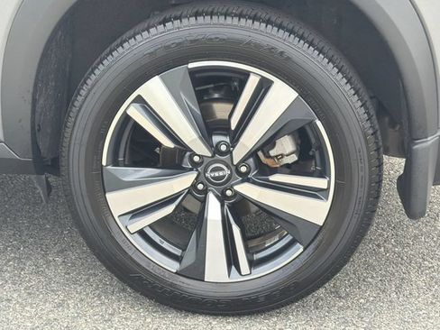 Used 2023 Nissan Rogue SL w/ SL Premium Package FWD image 20