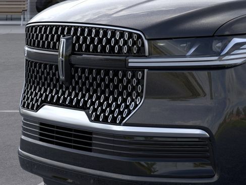 New 2026 Lincoln Navigator L Reserve AWD/4WD image 39