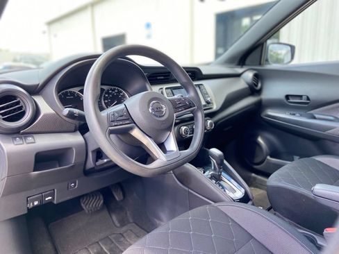Used 2019 Nissan Kicks S w/ Exterior Package FWD image 14