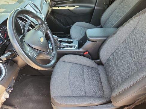 Used 2024 Chevrolet Equinox LT AWD/4WD image 9