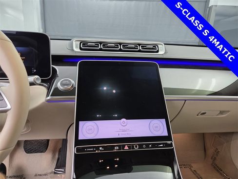 Used 2022 Mercedes-Benz S 580 4MATIC Sedan image 33