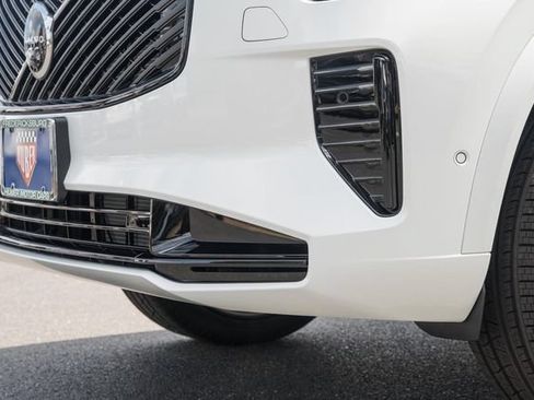 New 2026 Volvo XC90 B6 Ultra w/ Protection Package Premier AWD/4WD image 14