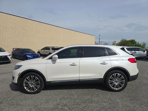 Used 2018 Lincoln MKX Reserve w/ Driver Assistance Package AWD/4WD image 7