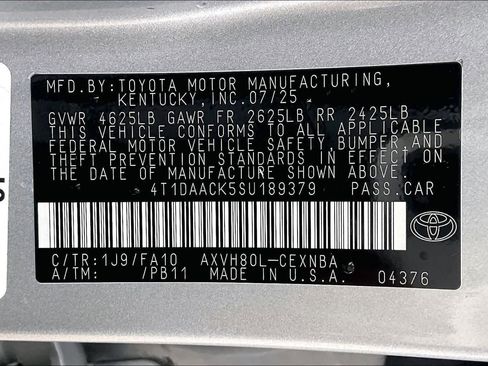 Used 2025 Toyota Camry LE FWD image 34