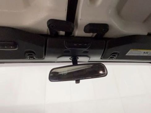 Used 2023 Jeep Gladiator Sport AWD/4WD image 34