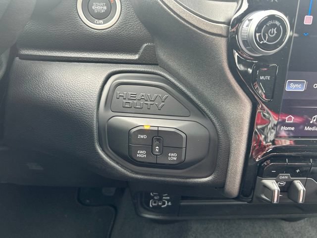 New 2027 RAM 3500 Tradesman AWD/4WD image 25