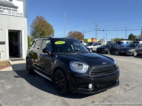 Used 2018 MINI Cooper Countryman ALL4 AWD/4WD image 3