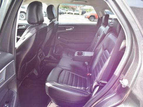 Used 2020 Ford Edge SEL w/ Convenience Package AWD/4WD image 33