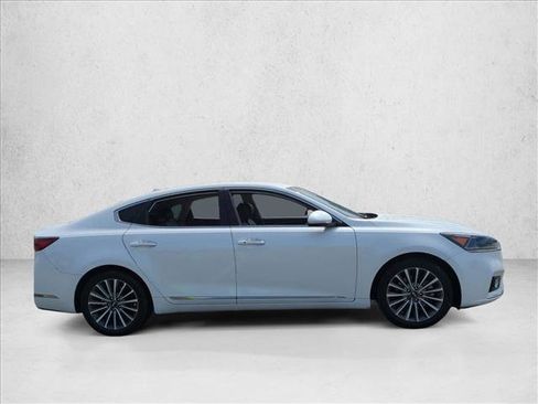 Used 2019 Kia Cadenza Premium w/ Paint Protection Package FWD image 4