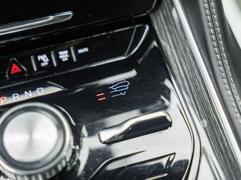 Used 2022 Jeep Wagoneer Series III image 31