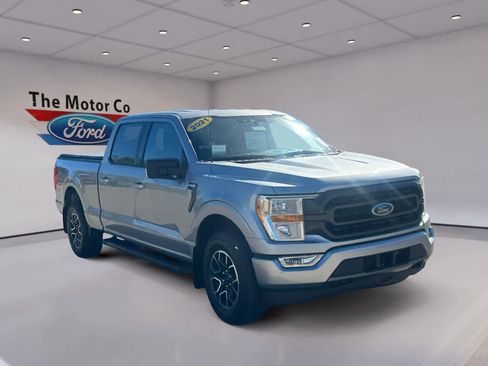 Certified 2021 Ford F150 XLT w/ Equipment Group 301A Mid image 3