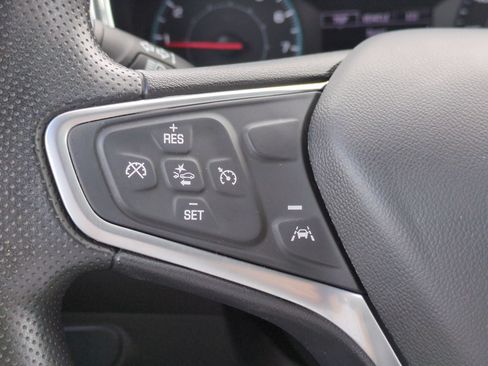 Used 2023 Chevrolet Equinox LS AWD/4WD image 19