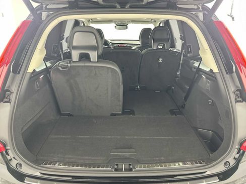 Used 2025 Volvo XC90 B6 Plus w/ Protection Package Premier image 22