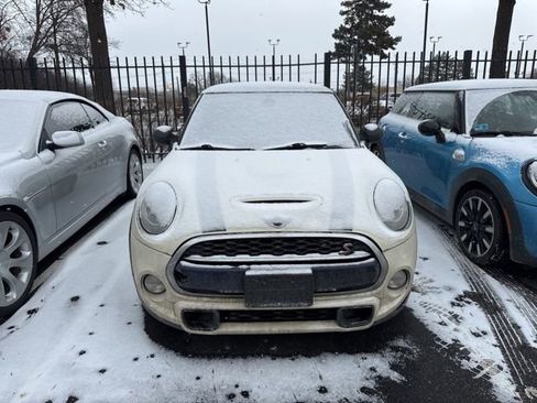 Used 2014 MINI Cooper S image 2