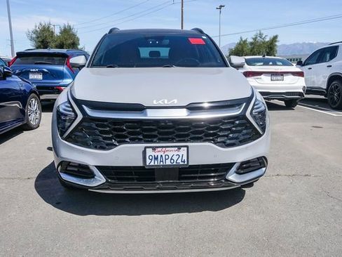 Certified 2024 Kia Sportage SX image 4