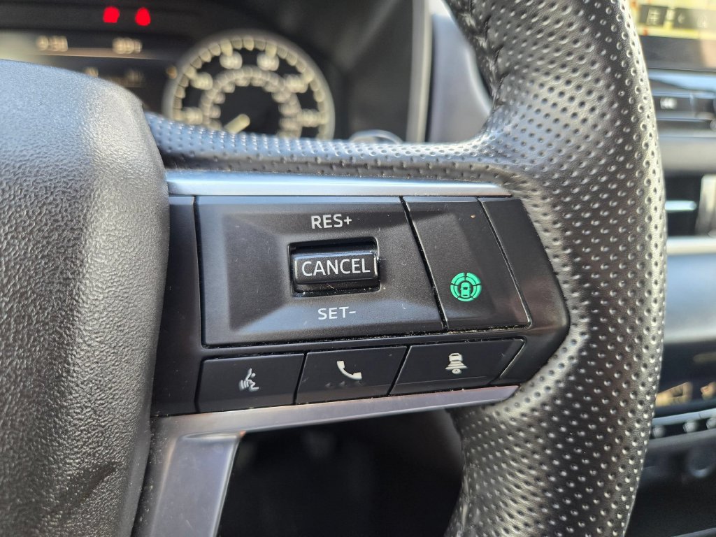 Used 2025 Mitsubishi Outlander SE AWD/4WD image 21