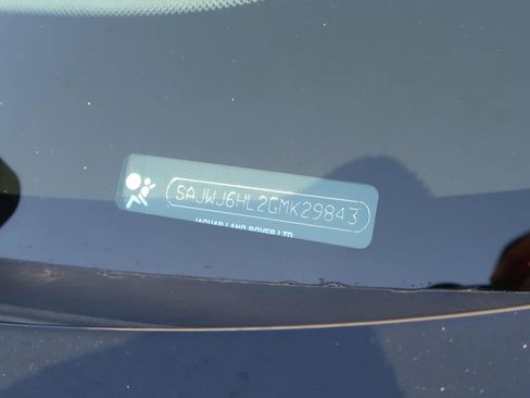 Used 2016 Jaguar F-TYPE R image 42