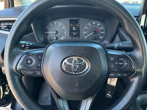 Used 2024 Toyota Corolla LE FWD image 21