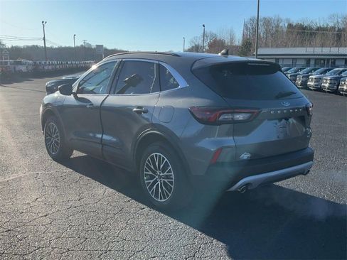 New 2025 Ford Escape SE FWD image 7