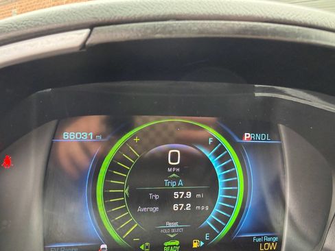 Used 2018 Chevrolet Volt LT FWD image 11