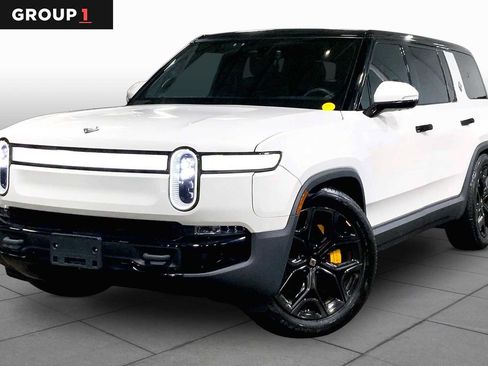 Used 2023 Rivian R1S Launch Edition Quad AWD/4WD image 1
