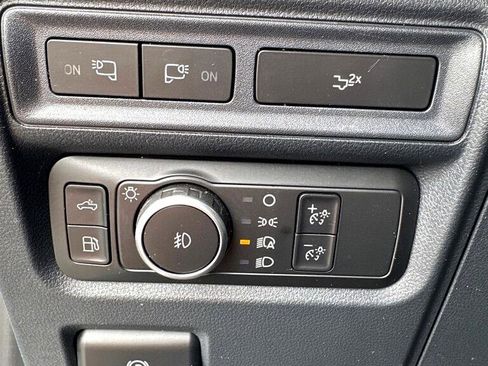 Used 2022 Ford F150 XLT w/ Equipment Group 302A High image 12