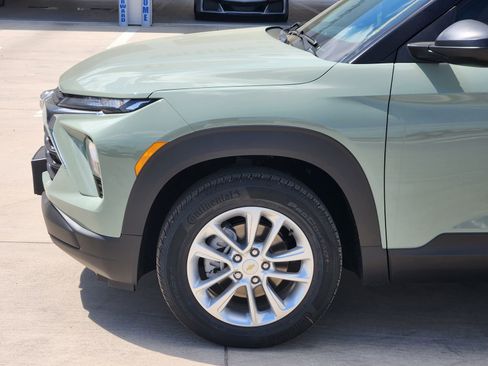 New 2026 Chevrolet TrailBlazer LS FWD image 10