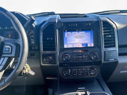 Used 2018 Ford F150 XLT w/ Equipment Group 302A Luxury image 6