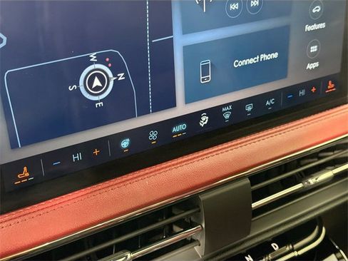 Used 2023 Lincoln Corsair Reserve w/ Equipment Group 201A image 15