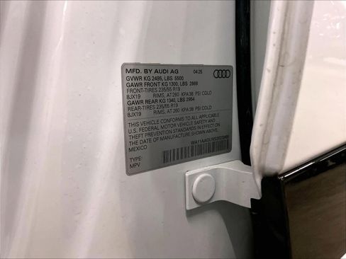 Certified 2025 Audi Q5 Premium w/ Convenience Package image 34