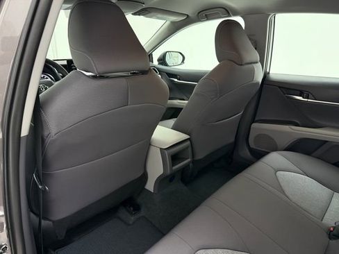 Used 2024 Toyota Camry LE FWD image 30