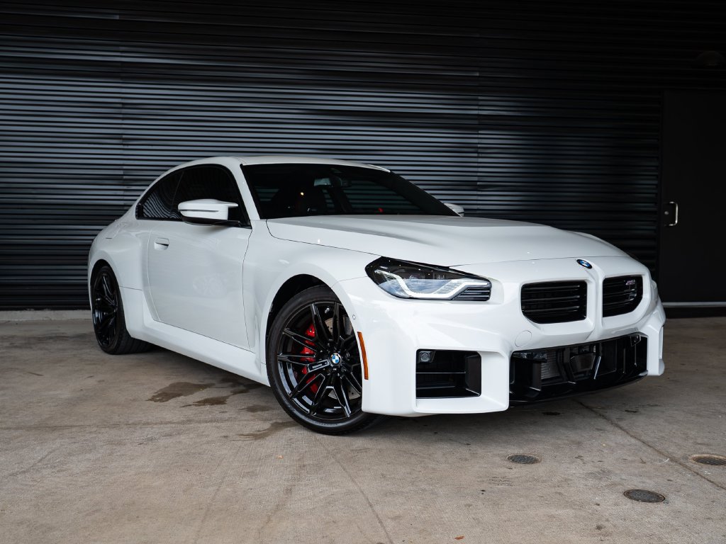 Used 2025 BMW M2 w/ Lighting Package RWD image 9