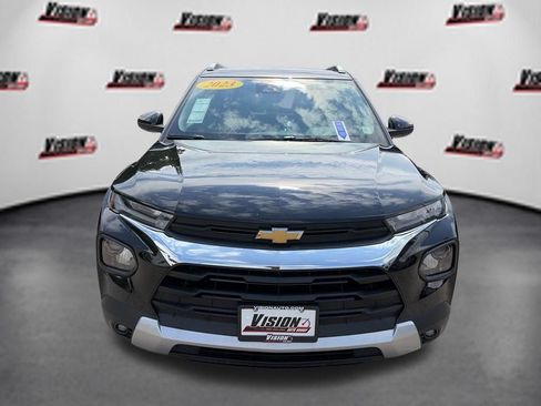 Used 2023 Chevrolet TrailBlazer LT FWD image 2
