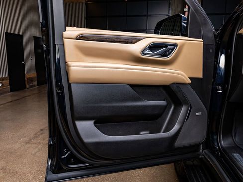 Used 2023 Chevrolet Tahoe Premier w/ Premium Package 2 image 38