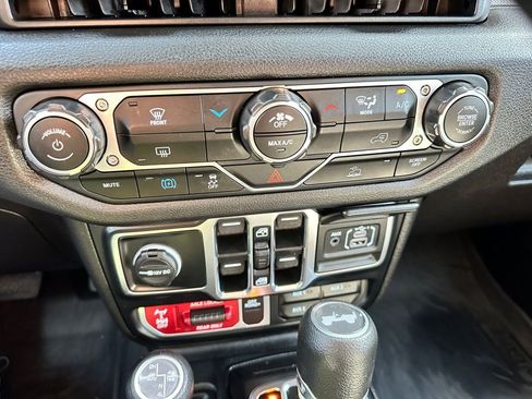 Used 2025 Jeep Wrangler Unlimited Sport S 4xe image 21