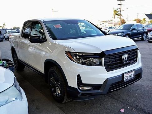 Certified 2023 Honda Ridgeline Sport image 1
