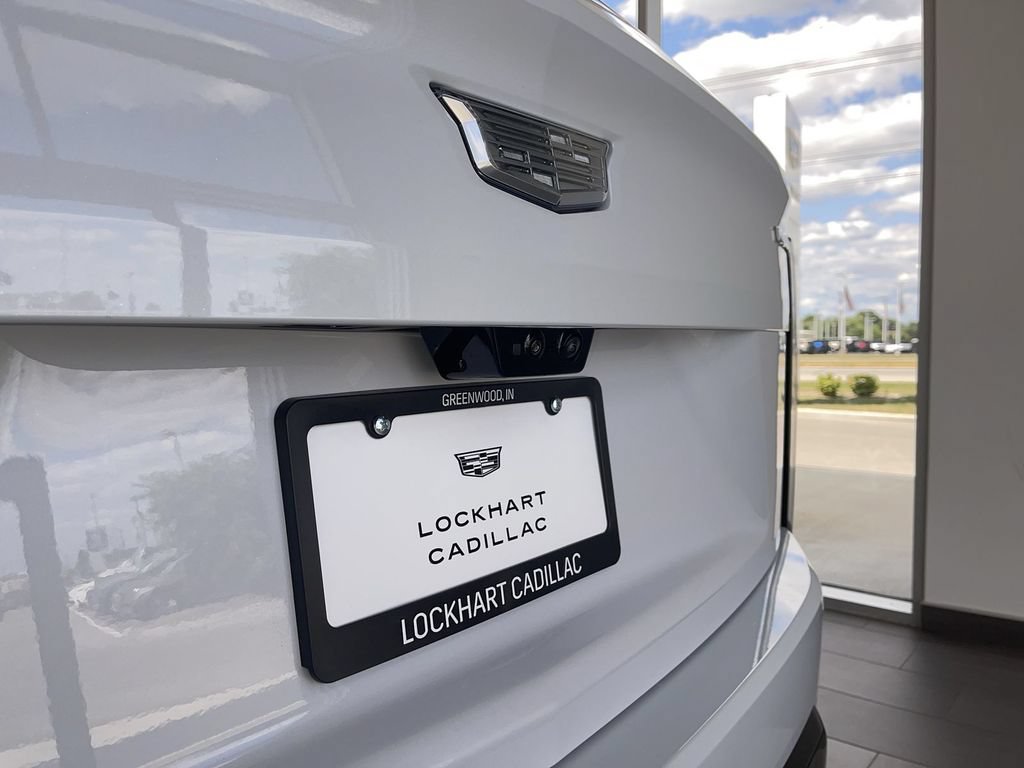 New 2026 Cadillac Escalade IQ Luxury 1 w/ LPO, Floor Liner Package AWD/4WD image 15