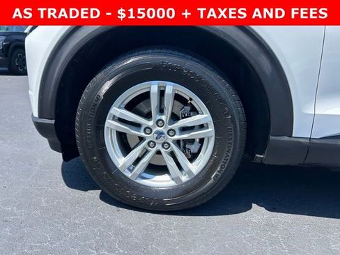 Used 2020 Ford Explorer XLT image 9