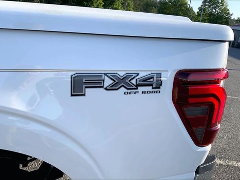 Used 2025 Ford F150 Lariat w/ Equipment Group 502A High image 30