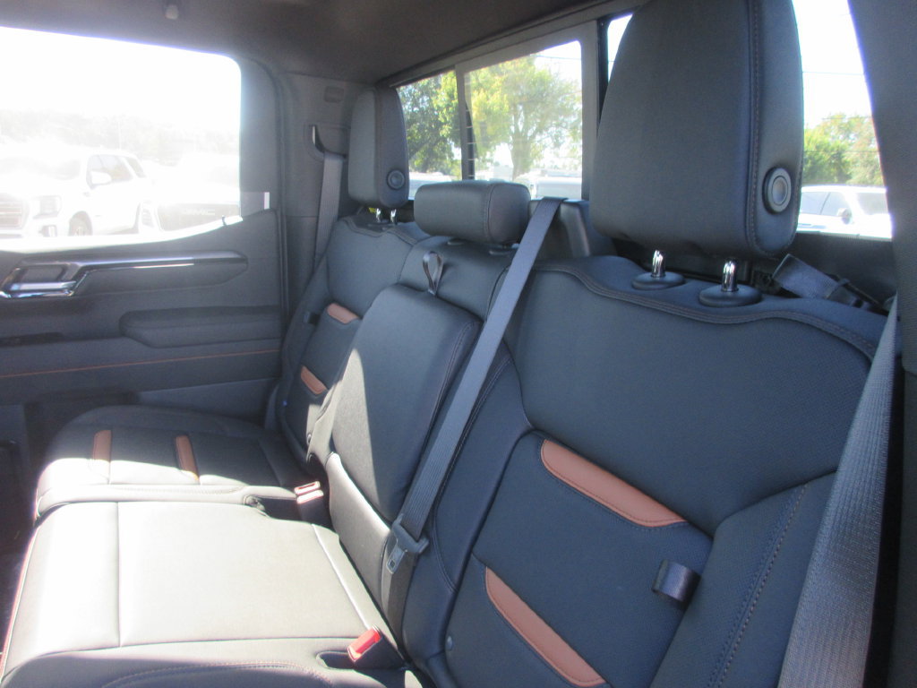 New 2026 GMC Sierra 1500 AT4 w/ AT4 Premium Package AWD/4WD image 13