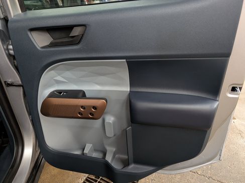 Used 2024 Ford Maverick Lariat FWD image 5