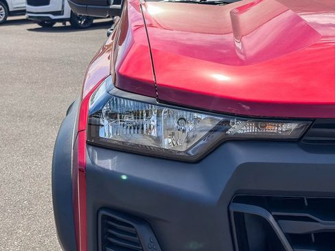Used 2026 Chevrolet Colorado Trail Boss AWD/4WD image 7